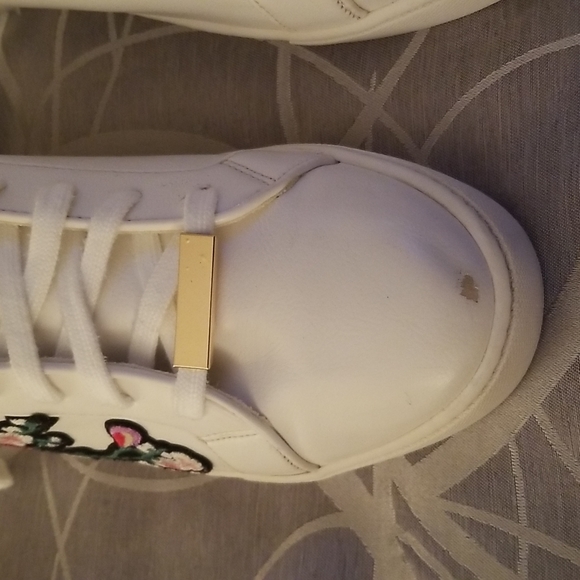 Shoes - Picture 3 of 5